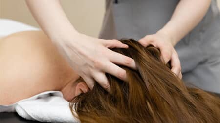 Массаж головы услуга проходит 15 минут